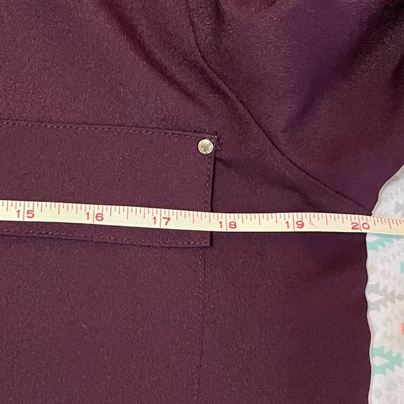 Calvin Klein button down blouse w/ two front pockets - Picture 3 of 10